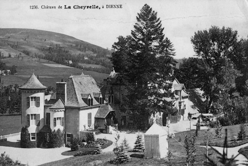 22-La-Cheyrelle-1911-768×484